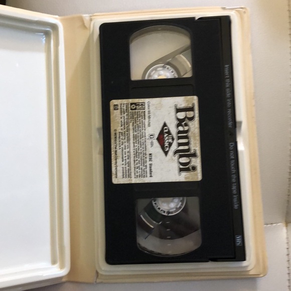 Walt Disney’s Bambi - Picture 2 of 3